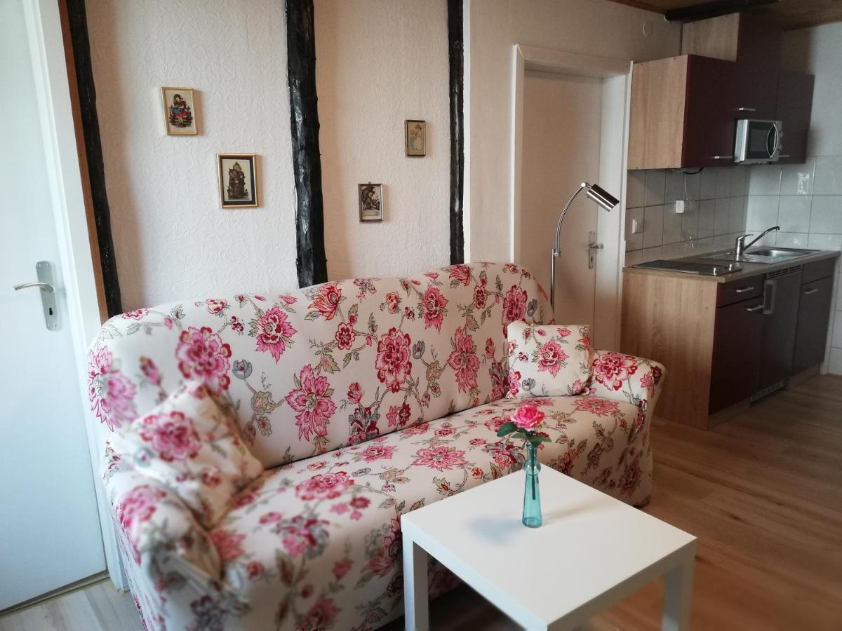 Haus Zur Traube Apartment คล็อตเทน ภายนอก รูปภาพ