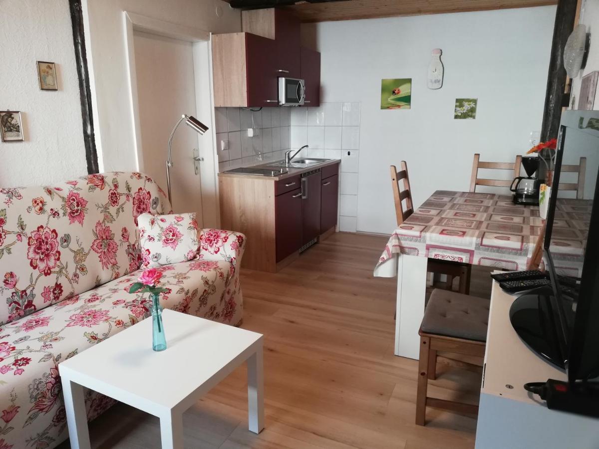 Haus Zur Traube Apartment คล็อตเทน ภายนอก รูปภาพ