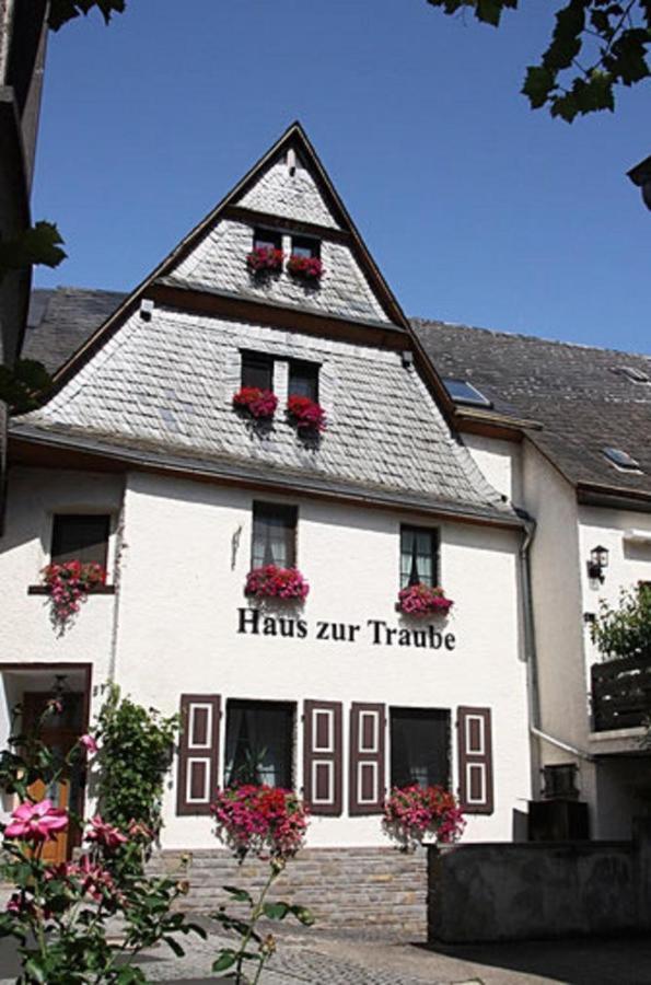Haus Zur Traube Apartment คล็อตเทน ภายนอก รูปภาพ